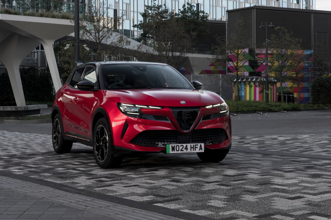 Alfa Romeo Junior   Mild Hybrid